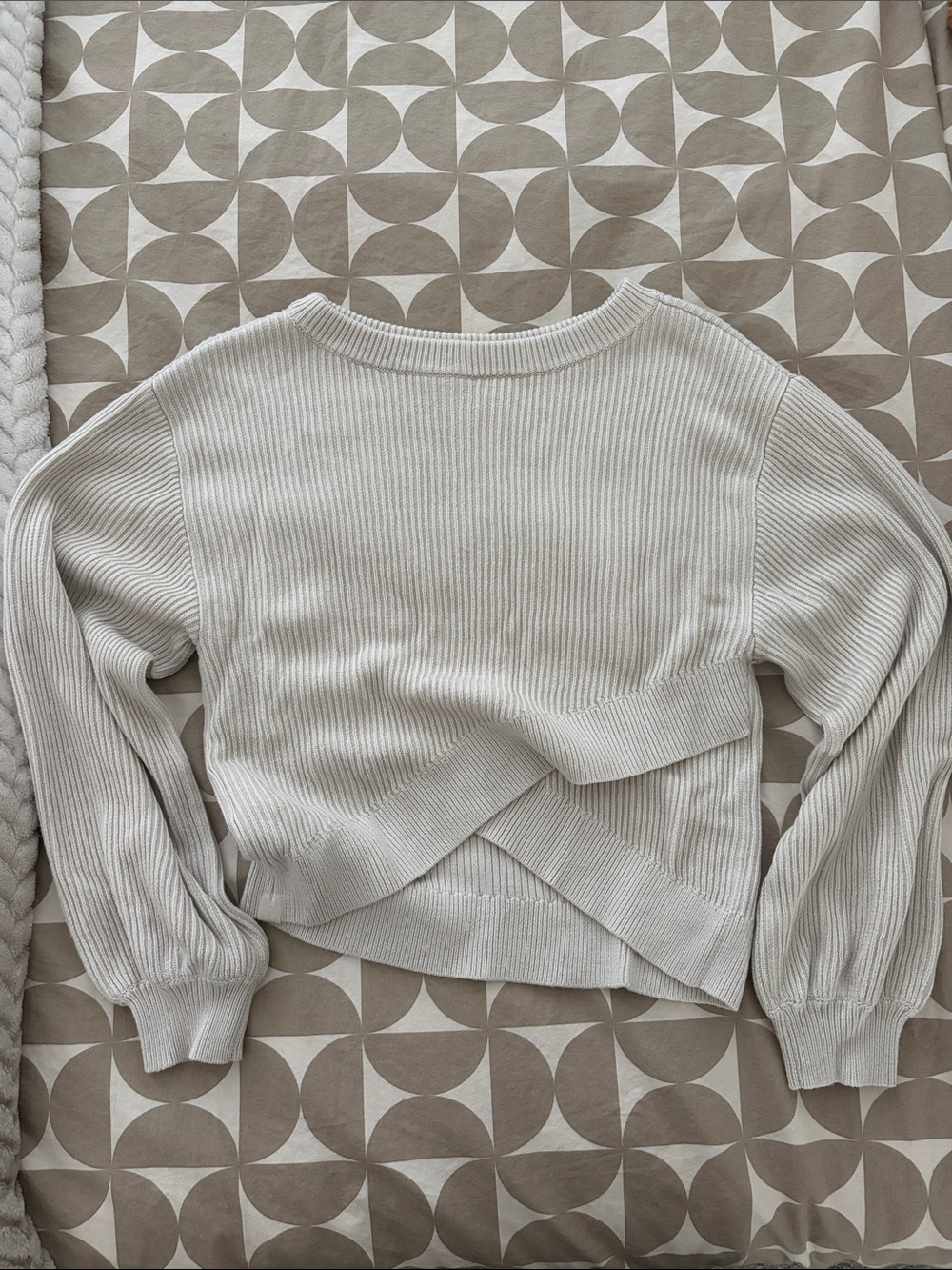Lululemon Rib-Knit reversable Crossover Sweater sz 2